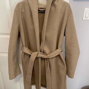 Beige Zara jacket with hood and tie belt